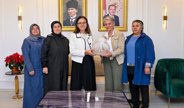 Vali Kaya, Kocadere Kadın Kooperatifini Ağırladı