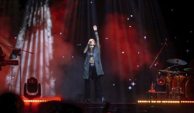 Yalova’da Cumhuriyet Coşkusu Fatma Turgut Konseriyle Zirveye Ulaştı