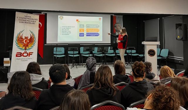 Yalova Güzel Sanatlar Lisesi’nde Terörle Mücadele Bilgilendirme Etkinliği Düzenlendi