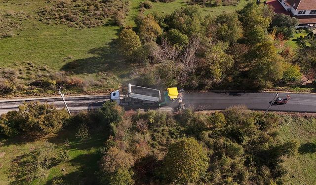 İl Özel İdaresi Köy Yollarını Yeniliyor