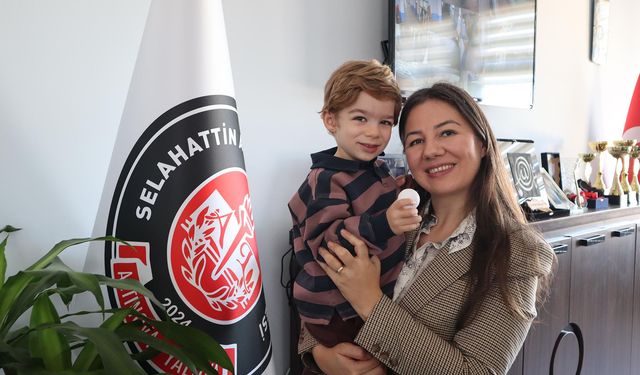 Öğretmenler Günü Hediyesi Uras Ege’ye Umut Oldu