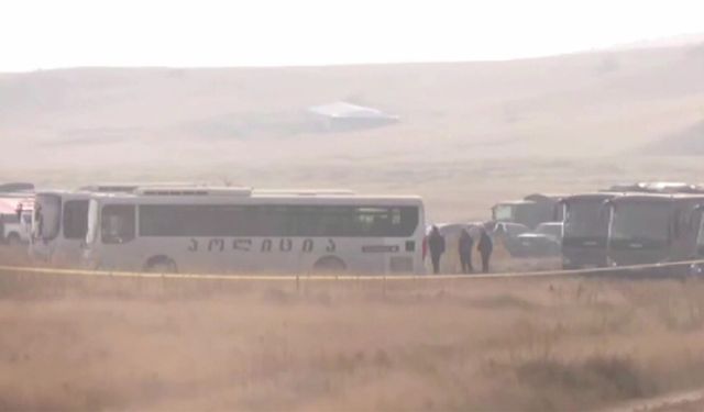 Gürcistan'da Düşen TSK'ya Ait Kargo Uçağının Enkaz Alanında İncelemeler Sürüyor