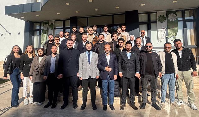 AK Parti Yalova Teşkilatından Genç STK Buluşması