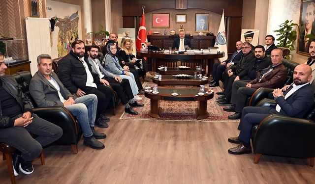 Başkan Gürel, YESO Başkan Adayı Oktay İlhan ve Ekibini Ağırladı