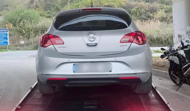 Yalova’da Korsan Taşımacılığa Sıkı Denetim: Tespit Edilen Araç 60 Gün Trafikten Men Edildi