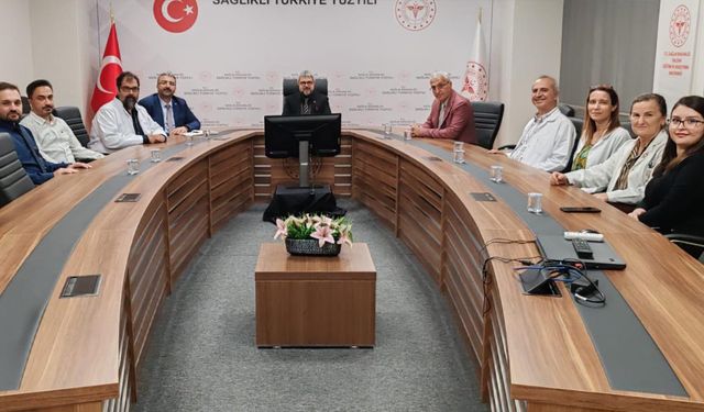İl Sağlık Müdürü Dr. Kaşıkçı, Patoloji Uzmanlarıyla Bir Arada!