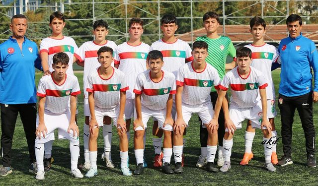 İstanbul’da Dört Köşeyiz