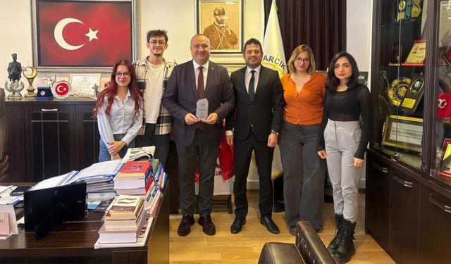 Başkan Kurt’a Yalova Film Festivali Ziyareti