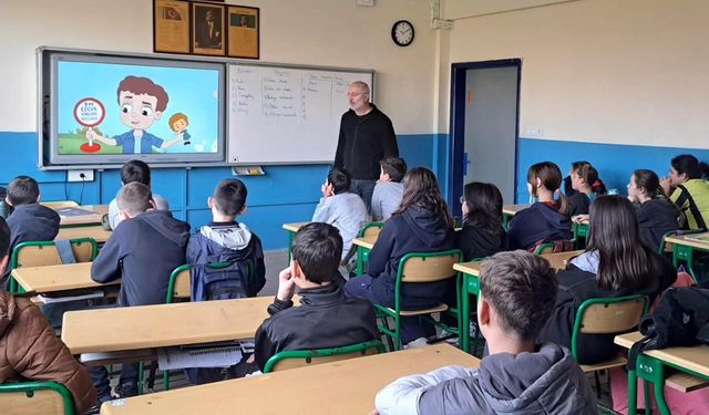 Çiftlikköy’de Öğrencilere Rehberlik Desteği