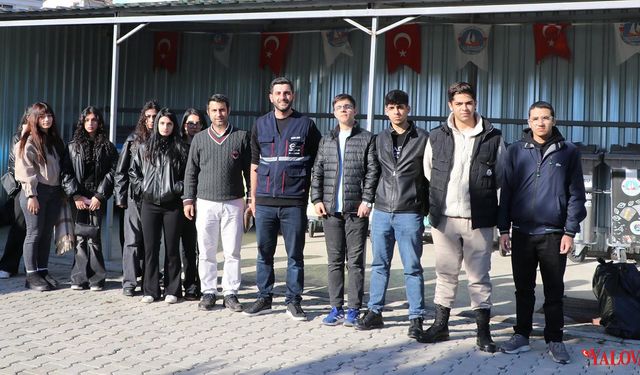 Muhasebe Öğrencileri Çiftlikköy Sıfır Atık Merkezi’nde