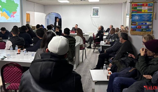 “Türk Devletleri Dış Politikaları” Söyleşisi Yalova’da Gerçekleşti
