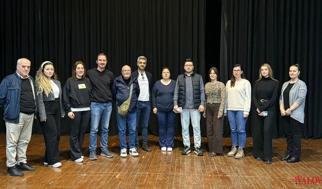 Yalova Belediyesi Personellerden Oluşan Modern Sanatlar Topluluğu Kuruldu