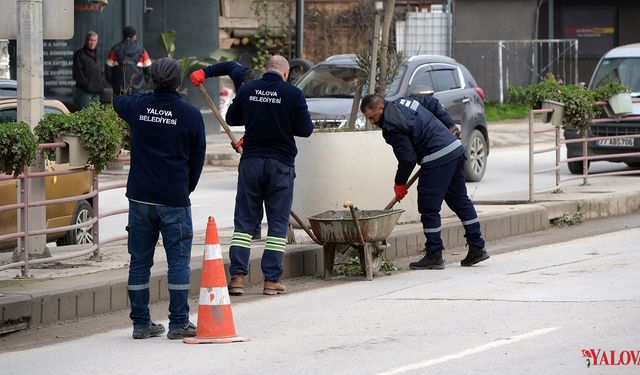 Yağışlar Öncesi Rögar ve Mazgal Temizliği