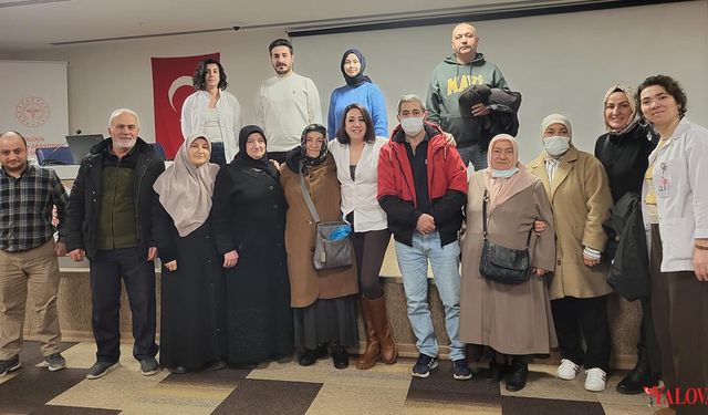 Yalova Eğitim ve Araştırma Hastanesi’nde Diyabet Okulu Aralık Ayı Eğitimi Tamamlandı