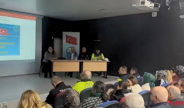 Yalova’da Okul Servis Şoförleri ve Rehber Personele Trafik Güvenliği Eğitimi