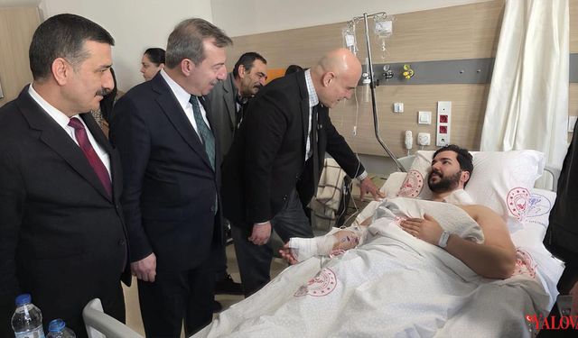 İYİ Parti Heyetinden Yalova’da Şehitler İçin Anma ve Yaralı Polislere Ziyaret