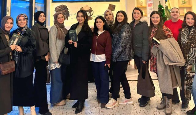 Çiftlikköy, İlk Kitap Molasıyla Tanıştı