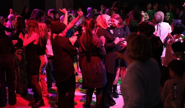 Çiftlikköy’de Kadınlar Matinesi Heyecanı