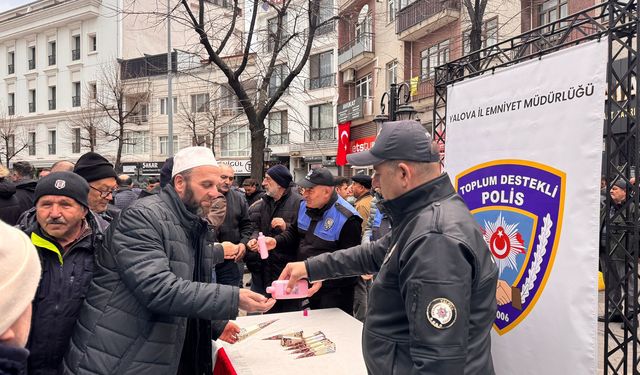 Yalova'da şehit polisler için mevlit okutuldu