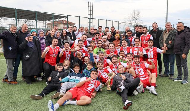 Rekorları alt üst eden Kocadere kupasına kavuştu