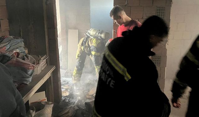 Altınova’da Ev Yangını: İtfaiye Ekipleri Hızla Müdahale Etti