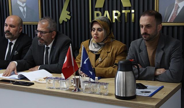 Anahtar Parti Yalova İl Başkanlığı Son Bir Yılı Değerlendirdi