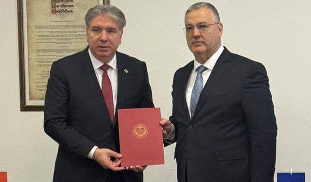 Yalova Üniversitesi’nden Tuzla Üniversitesi’ne Akademik İş Birliği Ziyareti