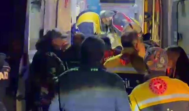 Uçurumu Sürüklenen Araçtaki Sürücüyü Çiftlikköy İtfaiyesi Kurtardı