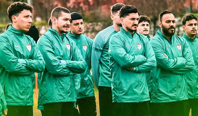 Yalova FK Çalışmalarını Sürdürüyor