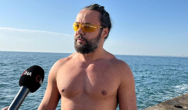 Yalova’da Şehit Polisleri Anan Yüzücüler Dalgalara Kapıldı, 3 Yaralı