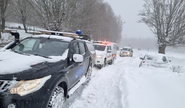 Teşvikiye Delmece Yaylası’nda Mahsur Kalan 5 Kişi Kurtarıldı