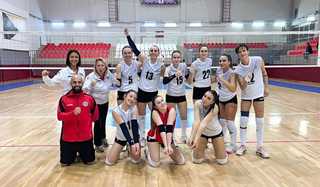 Çiftlikköy’ün Sultanları Uşak’tan Şen Döndü (3-0)