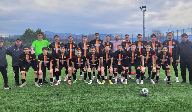 Doğan Yükseldi, Demir Düştü