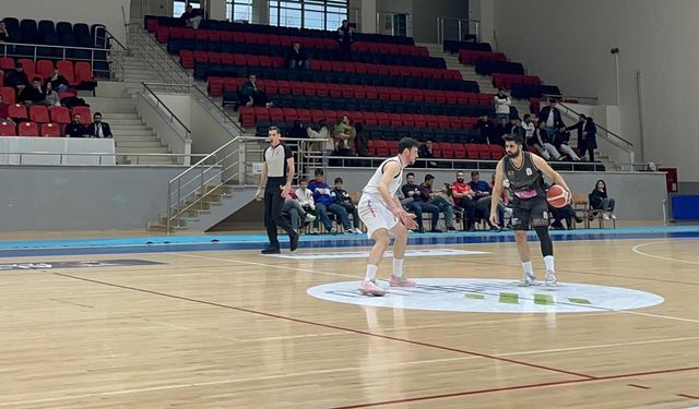 Liderliğe Akhisar Kuruldu