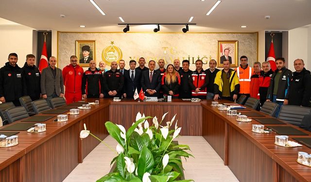 Arama Kurtarma Kuruluşlarından Vali Usta’ya Ziyaret