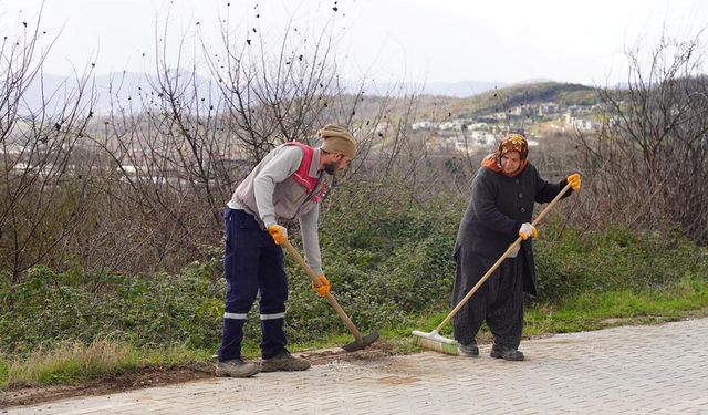 Kadıköy’de Saha Mesaisi Sürüyor