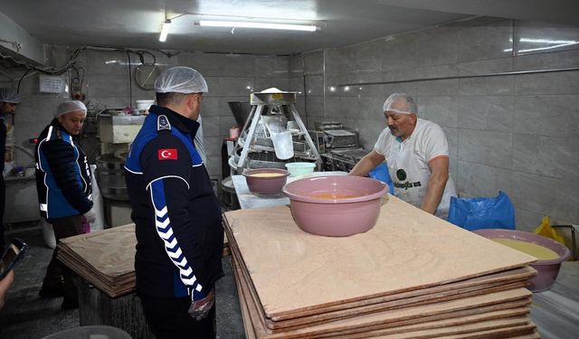 Yalova Belediyesi Zabıta Ekiplerinden Ramazan’da Sıkı Denetim