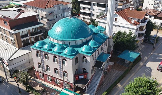 Çiftlikköy’de Camiler Ramazan’a Hazır