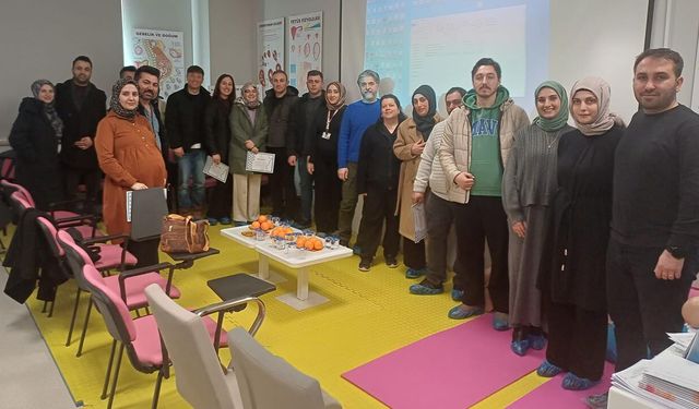 Yalova Eğitim ve Araştırma Hastanesi’nde Gebe Okulu’nda Eşli Eğitim Gerçekleştirildi