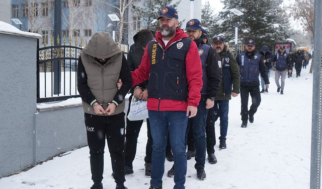 Yasal Araç Kiralama Web Sitelerinin Sahtesini Kurarak Vatandaşları Dolandırmışlar