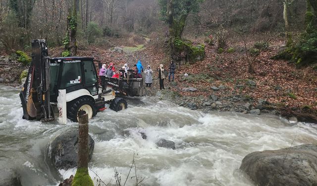 Teşvikiye’de Trekking Grubu Dere Taşkını Nedeniyle Mahsur Kaldı