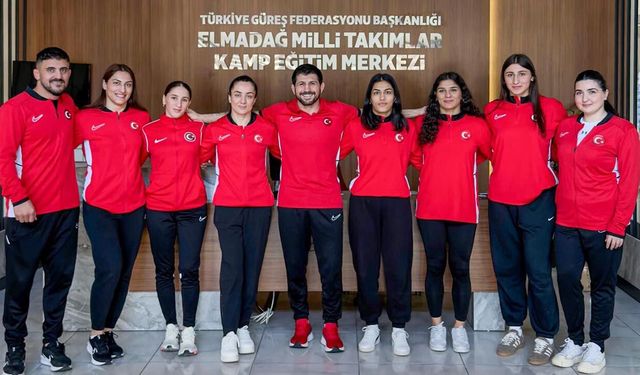 Dilan Tan, Arnavutluk’ta Mindere Çıkıyor