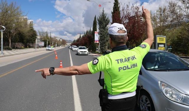 Yalova’da Öğrencilere Uygulamalı Trafik Eğitimi