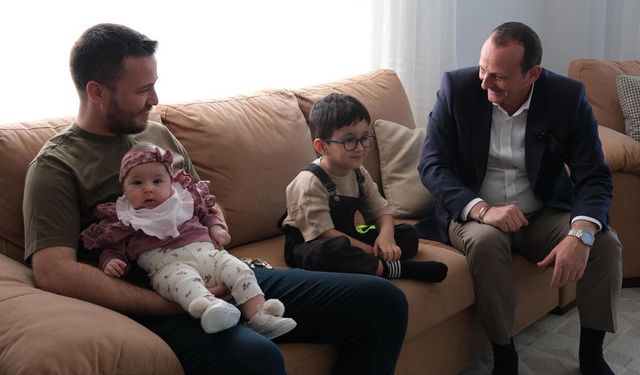 Başkan Yele’den Bebeklere “Hoş Geldin” Hediyesi