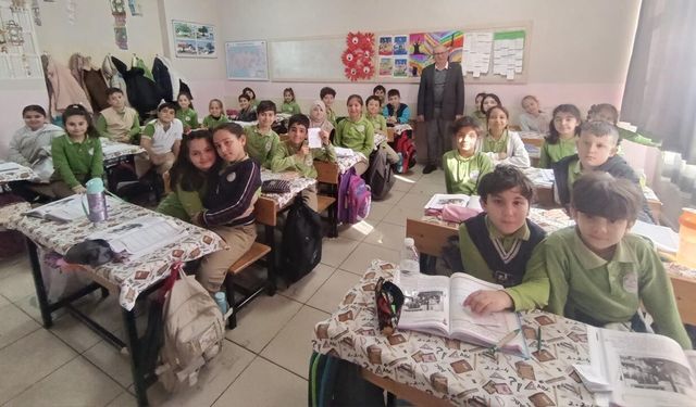 Muhtar Hüseyin Uygun’dan Öğrencilere Yerel Yönetim Dersi