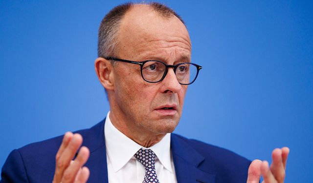 Merz: "İran'da askeri müdahaleyle değişim planı başarılı olacak mı bilmiyoruz"