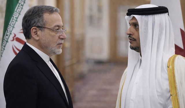 Katar  ve İran Dışişleri Bakanları Telefonda Görüştü