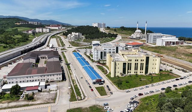 Yalova Üniversitesi Akreditasyon Aldı