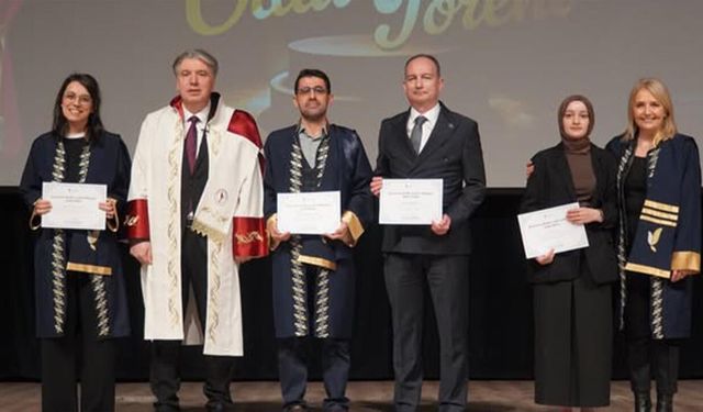 Yalova Üniversitesi’nden YTSO’ya Kurumsal Kalite Ödülü