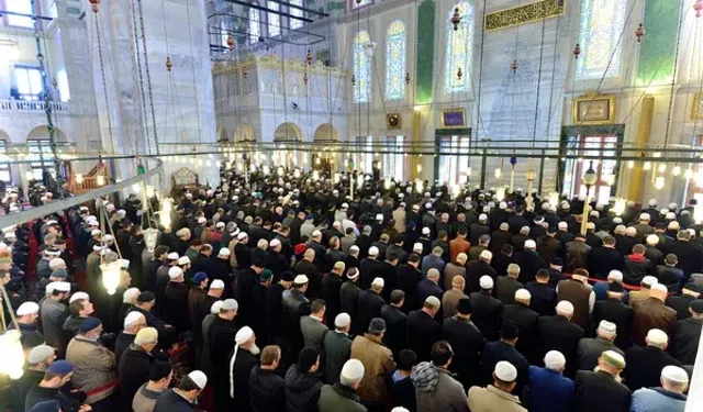 Yalova’da Bayram Namazı Saat Kaçta?